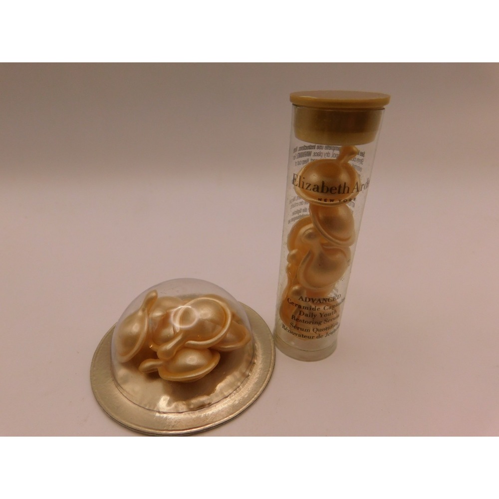 Elizabeth Arden Ceramide Capsules Daily Youth Restoring Serum
